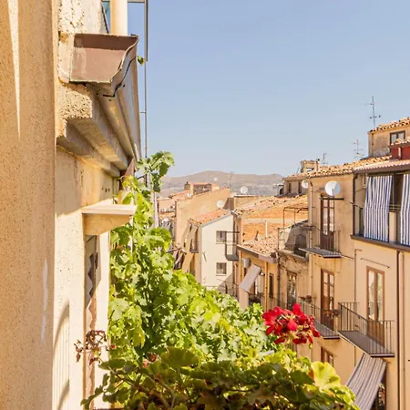 Casa A Chiazzetta Affittacamere Castelbuono (Sicily)